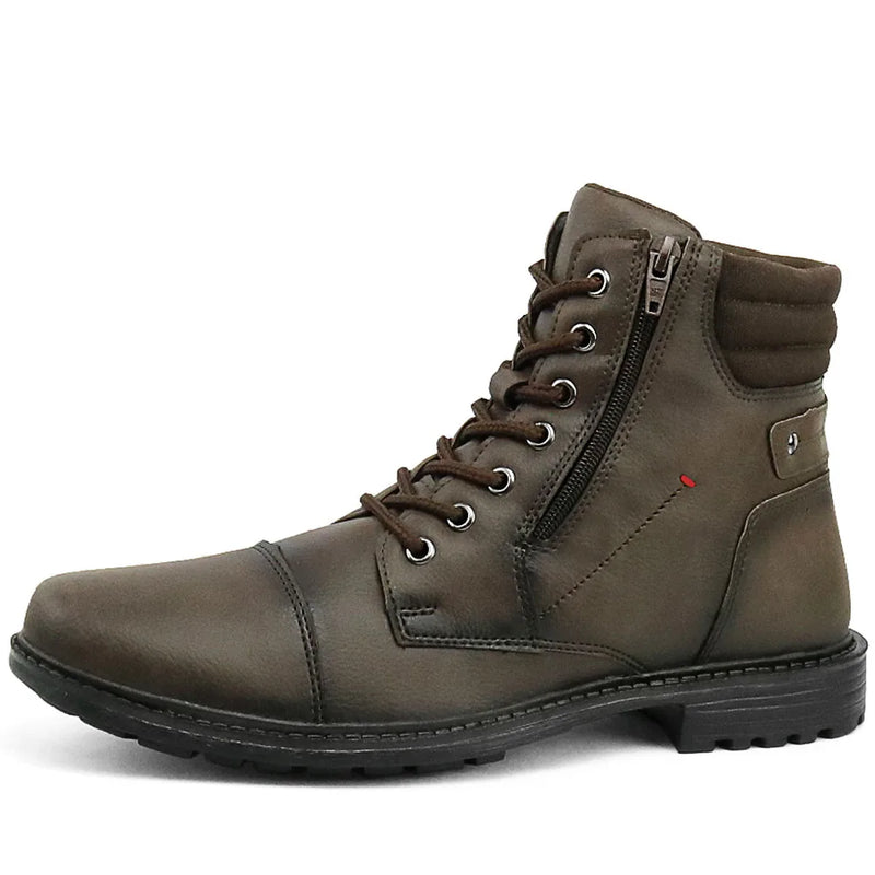 Bota Adventure Casual Treated com Zíper Lateral